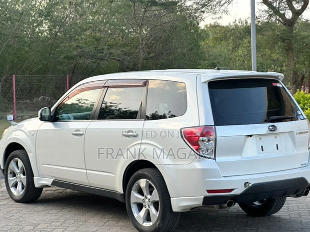 Subaru Forester 2009 White