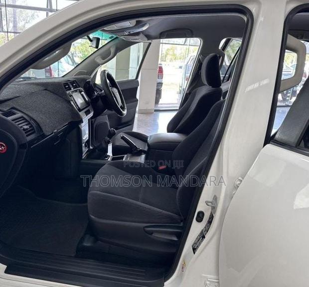 Toyota Land Cruiser Prado 2019 White