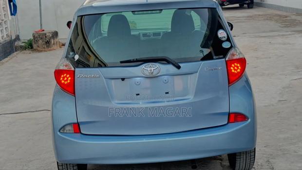 Toyota Ractis 1.5 FWD 2012 Blue