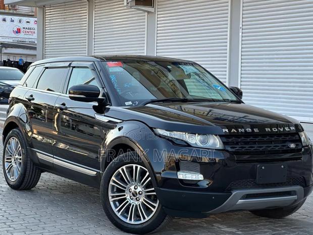 Land Rover Range Rover Evoque Pure AWD 5-Door 2013 Black