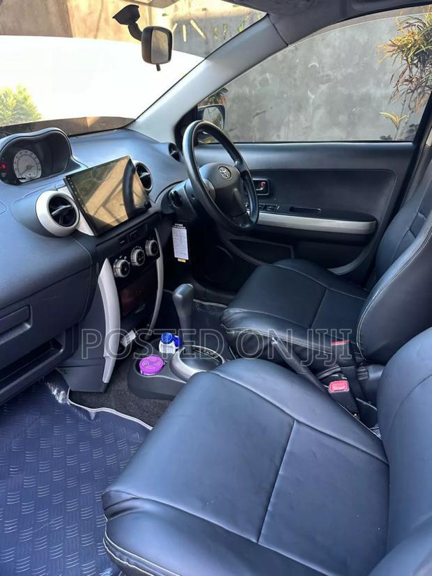 Toyota IST 2003 Black