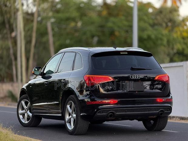 Audi Q5 2.0 TDI Automatic 2011 Black