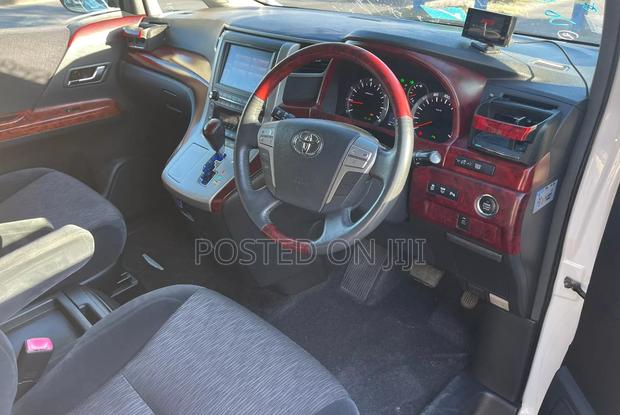 Toyota Alphard 2008 White