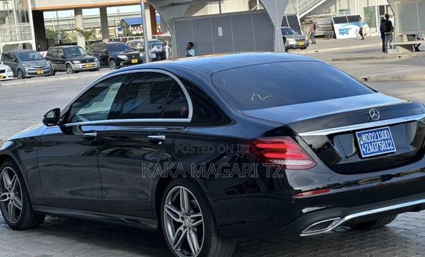 Mercedes-Benz C-Class 2018 Black