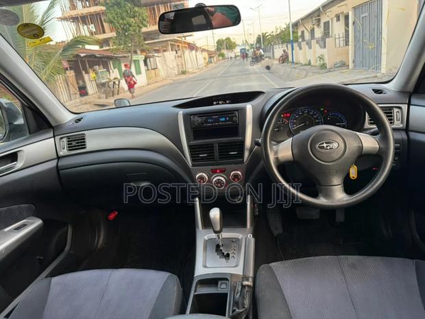 Subaru Forester 2011 Silver