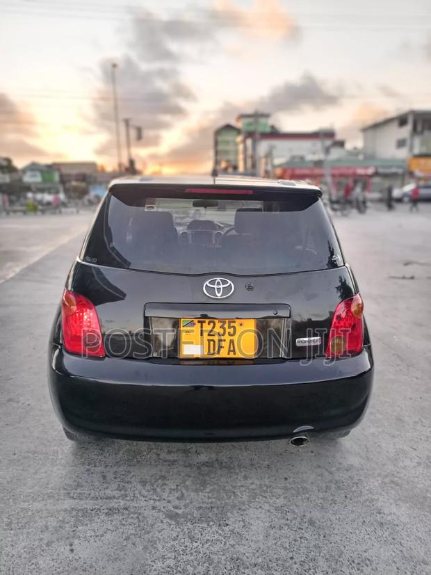 Toyota IST 2006 Black