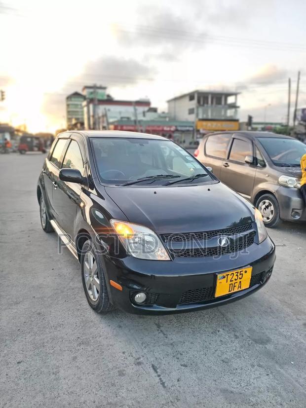 Toyota IST 2006 Black