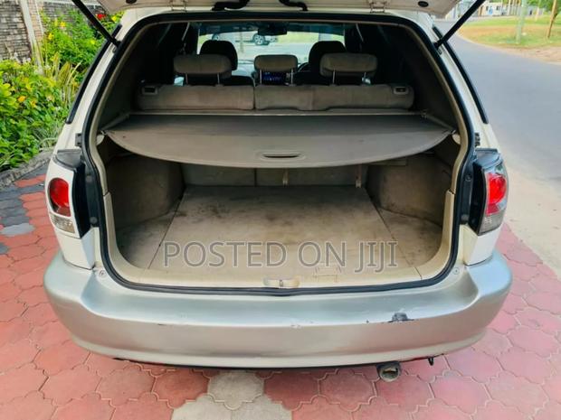 Toyota Harrier 2007 White