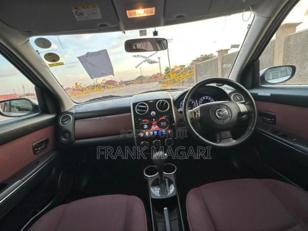 Mazda Verisa 2009 Gray