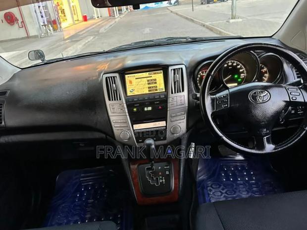 Toyota Harrier 2.4 2006 Black
