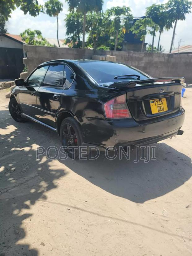 Subaru Legacy 2003 Black