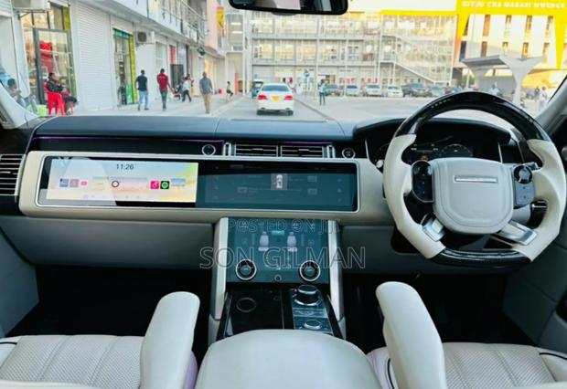 Land Rover Range Rover Vogue 2016 Blue