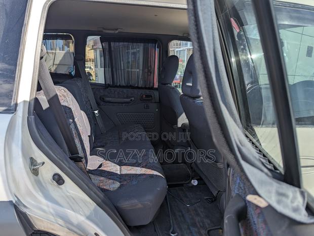 Toyota RAV4 1999 White