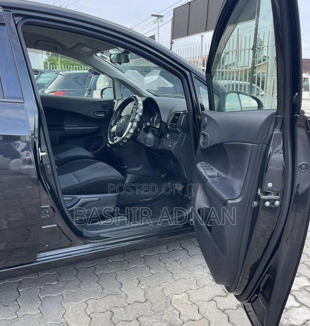 Toyota Ractis 2011 Matt Black