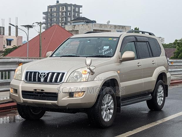 Toyota Land Cruiser Prado 2006 Gold