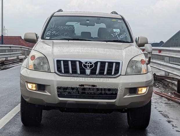 Toyota Land Cruiser Prado 2006 Gold