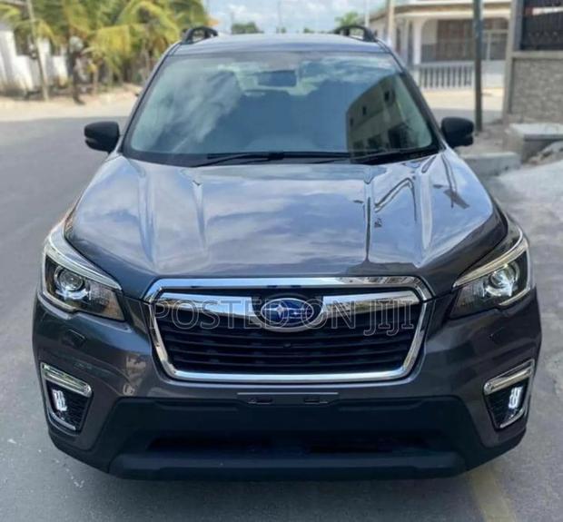 Subaru Forester 2020 Gray