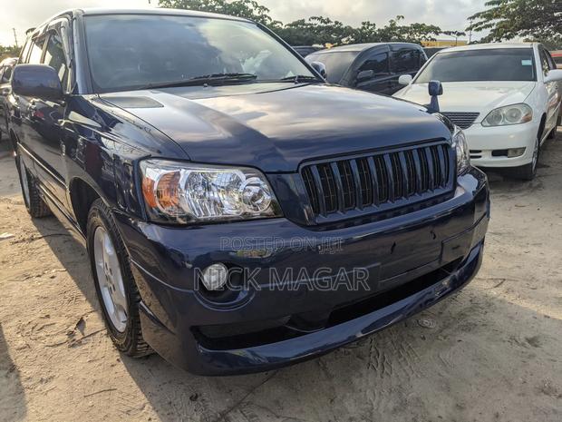 Toyota Kluger 2004 Blue