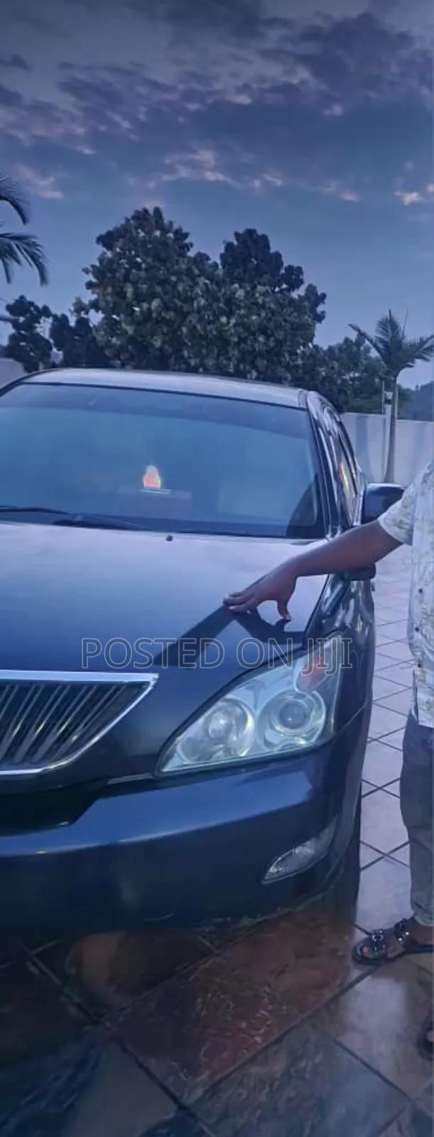 Toyota Harrier 2004 Black