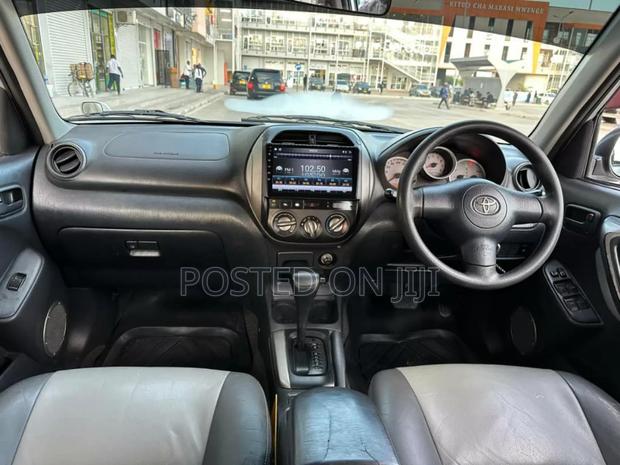 Toyota RAV4 2005 Silver