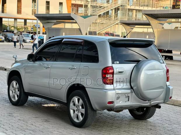 Toyota RAV4 2005 Silver