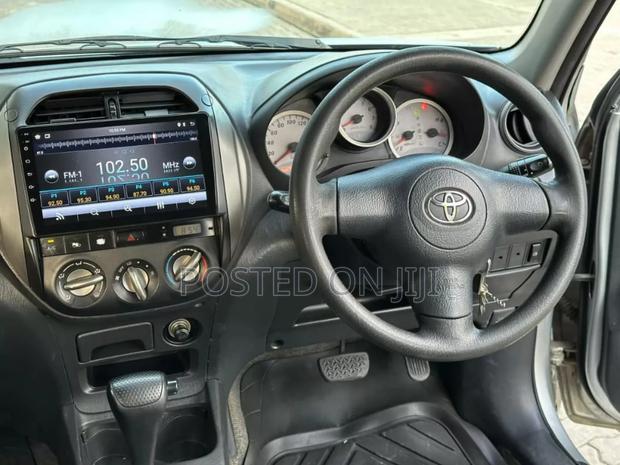 Toyota RAV4 2005 Silver