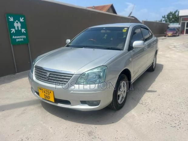 Toyota Premio 2005 Silver