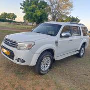Ford Everest 2014 White for sale