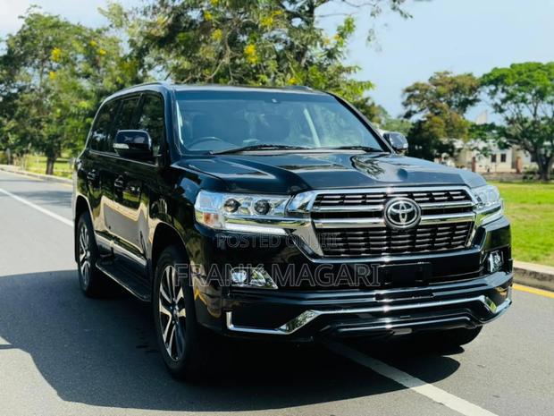 Toyota Land Cruiser 2017 Black
