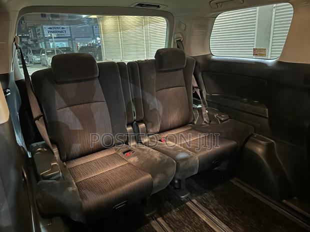 Toyota Vellfire 2009 Black