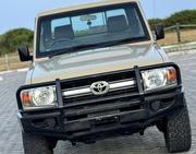 Toyota Land Cruiser 2013 Beige for sale