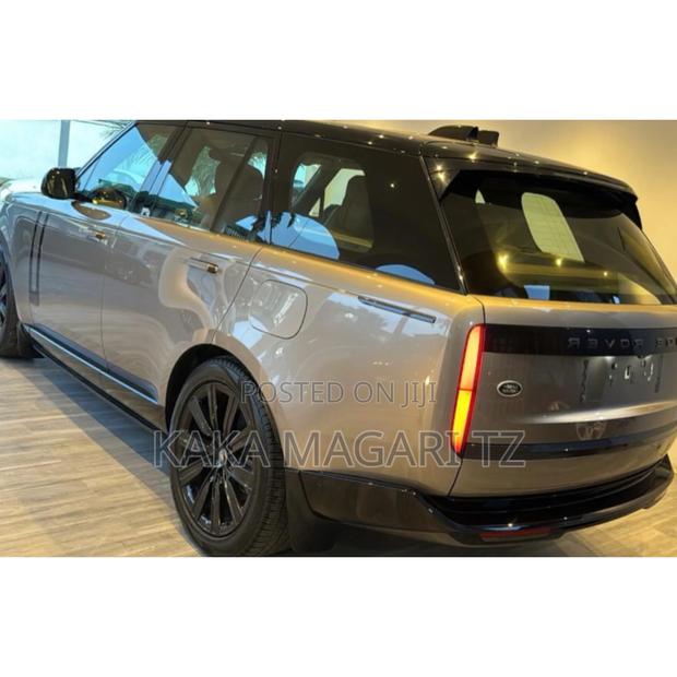 Land Rover Range Rover Vogue 2023 Beige