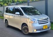 Toyota Noah 2009 Silver for sale