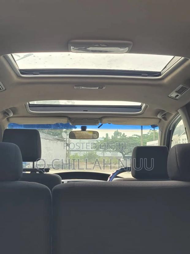 Toyota Noah 2005 Black