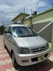 Toyota Noah 2005 Silver for sale