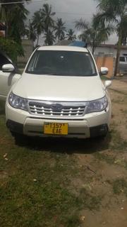 Subaru Forester 2011 White for sale