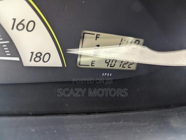 Toyota Belta 2006 Silver