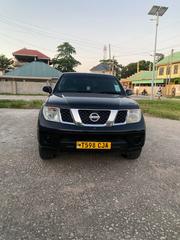 Nissan Pathfinder 2004 Black for sale