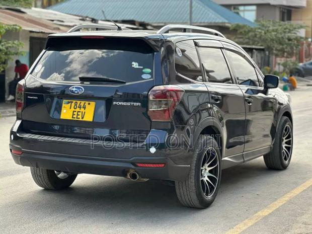 Subaru Forester 2014 Black