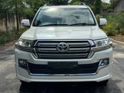 Toyota Land Cruiser 2017 White for sale