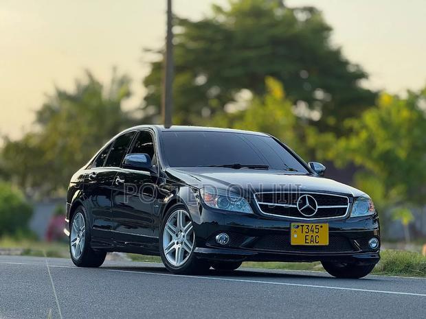 Mercedes-Benz C200 2009 Black