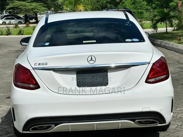 Mercedes-Benz C200 2014 White