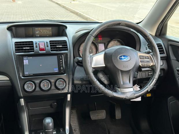 Subaru Forester 2.0XT Premium 4dr SUV AWD (2.0L 4cyl Turbo CVT) 2014