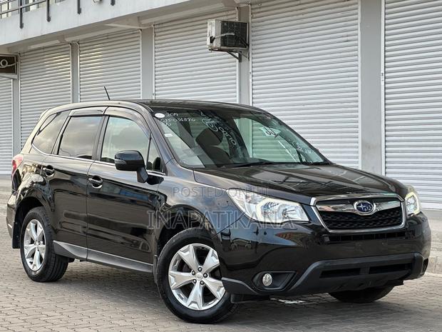 Subaru Forester 2.0XT Premium 4dr SUV AWD (2.0L 4cyl Turbo CVT) 2014