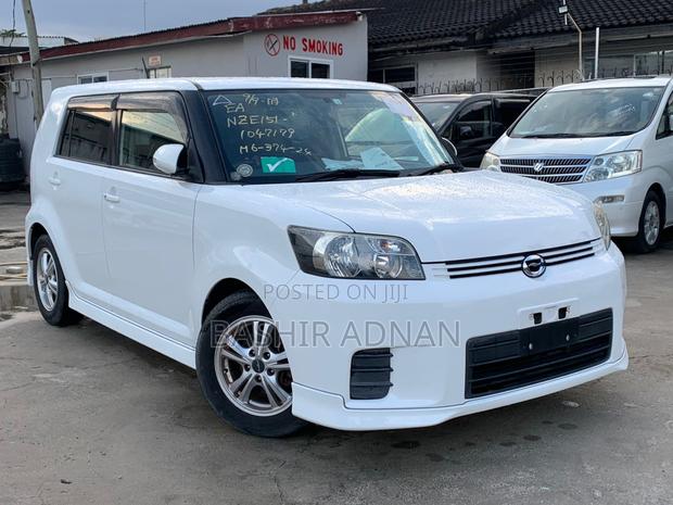 Toyota Corolla Rumion Hatchback 1.5 FWD 2008 White