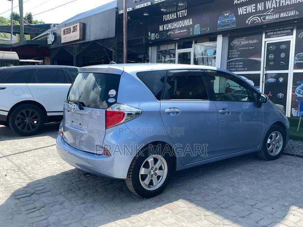 Toyota Ractis 1.5 AWD 2012 Blue
