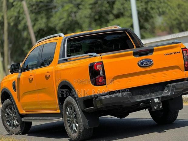 Ford Ranger Wildtrak 2023 Yellow