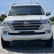 Toyota Land Cruiser 4.5 V8 VXR 2012 White for sale