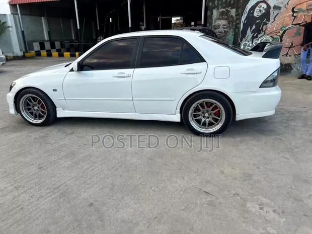 Toyota Altezza 2004 White