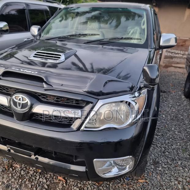 Toyota Hilux 2007 Black